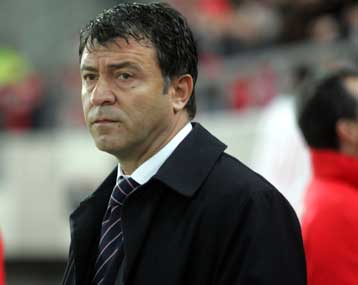 Και με τη… βούλα στην κυπριακή Ομόνοια ο Λεμονής