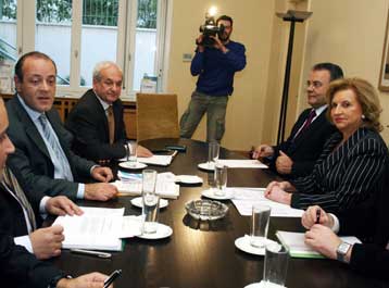 Κοινές προτάσεις καταθέτουν ΣΕΒ και ΓΣΕΕ για την αντιμετώπιση της κρίσης