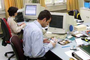 Επιβολή ασφαλιστικών κρατήσεων επί των επιδομάτων μελετά η κυβέρνηση