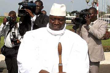 Η Γκάμπια εισήγαγε γιατρούς-μάγους από τη Γουινέα για να πατάξει τη… μαγεία