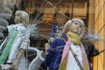 Αποζημιώνονται οι καταστηματάρχες του Κολωνακίου