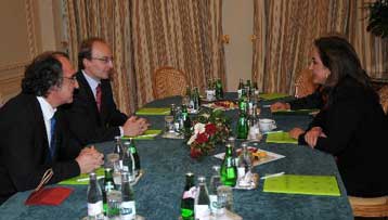 Πρώτα λύση στην ονομασία, απαντά η Αθήνα σε επιστολή της ΠΓΔΜ