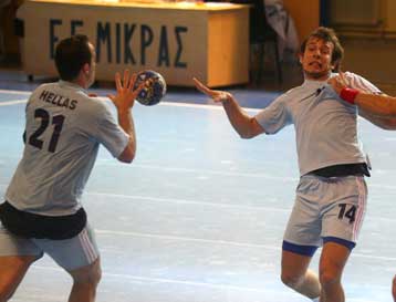 Δύσκολη επικράτηση της Εθνικής χάντμπολ των ανδρών επί της Φινλανδίας