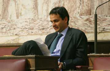 Έκρηξη αυτοσχέδιου μηχανισμού στο πολιτικό γραφείο του Κυριάκου Μητσοτάκη