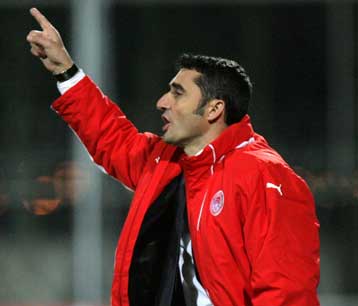 Βαλβέρδε και Κωστένογλου συμφωνούν ότι η πρόκριση παραμένει ανοιχτή