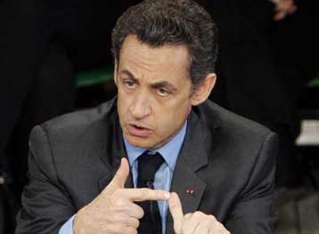 Αυστηρές ποινές στις «συμμορίες νεαρών» που προκαλούν επεισόδια, ζητά ο Ν.Σαρκοζί