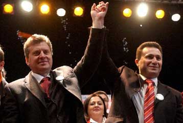 Την Κυριακή διεξάγονται οι προεδρικές και δημοτικές εκλογές της ΠΓΔΜ