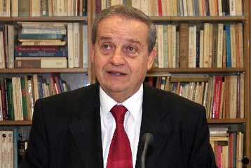 Στις ευρωεκλογές κατέρχεται η «Δημοκρατική Αναγέννηση» του Στέλιου Παπαθεμελή