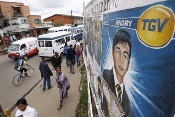 Ηγέτες χωρών της Αφρικής δεν αναγνωρίζουν τον νέο ηγέτη της Μαδαγασκάρης