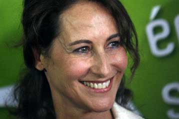 «Καμπάνα» στο Paris Match για τη… ρομαντική απόδραση της Σεγκολέν Ρουαγιάλ