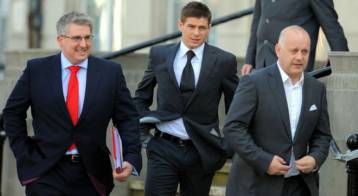 Αθώος ο Τζέραρντ για την κατηγορία της βιαιοπραγίας σε μπαρ