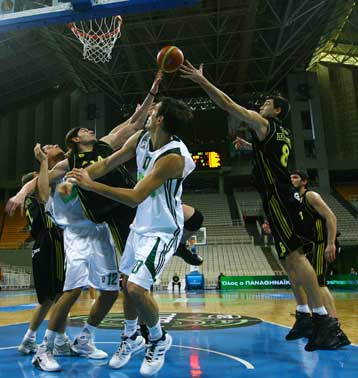 Ο Παναθηναϊκός πέρασε το «τεστ αντοχής» με νίκη επί του Αρη στο Αλεξάνδρειο