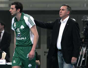 «Δεν είναι εύκολο, αλλά κάτι μου χρωστάει ο Θεός» είπε ο Λεώνης