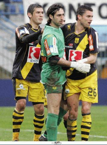 Χάνει τις ελπίδες του ο Πανσερραϊκός, αισιοδοξεί για πλέι – οφ ο Αρης