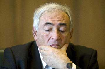 «Εξαιρετικά ανησυχητική» η κατάσταση της παγκόσμιας οικονομίας, λέει ο Ντ.Στρος-Καν