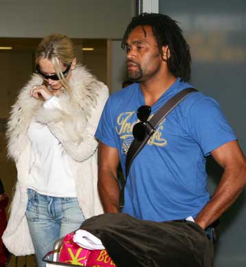 «Συνήθεια το πρωτάθλημα για τον Ολυμπιακό» δηλώνει ο Καρεμπέ