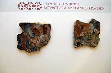 Επέστρεψαν στην Ιταλία τμήματα δύο βυζαντινών τοιχογραφιών