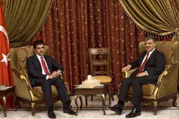 «Δεν λαμβάνουμε εντολές» διαμηνύει το PKK και απορρίπτει τον αφοπλισμό