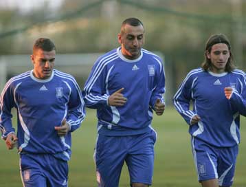 «Πονοκέφαλος» με Μήτρογλου για τον Νιόπλια στην εθνική Ελπίδων