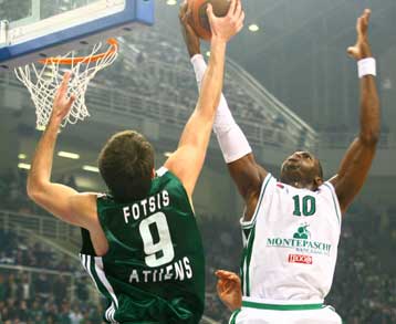 MVP ο Σάτο, τρίτος ο Παπαλουκάς