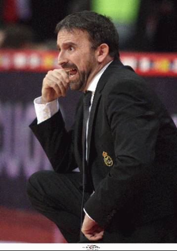 Σκληρότερο παιχνίδι ζήτησε ο Πλάθα στο δεύτερο ματς με τον Ολυμπιακό