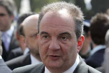 Στηρίζουν τον πρωθυπουργό κυβερνητικά στελέχη, απαντώντας στα περί «κόπωσης»