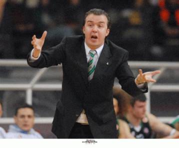 Προβληματισμένος ο Πατζιάνι με την απουσία Λαβρίνοβιτς