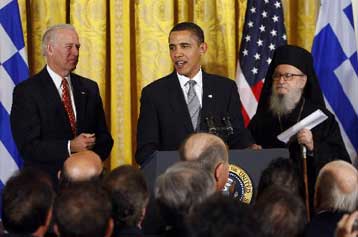 Ισχυροί οι δεσμοί ΗΠΑ-Ελλάδας, διεμήνυσε στην Αθήνα ο Μπαράκ Ομπάμα