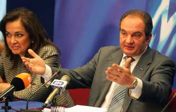 Γεύμα Μπακογιάννη-Σουφλιά με φόντο τις δηλώσεις περί «κουρασμένου πρωθυπουργού»