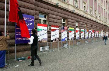 Την ένταξη στο ΝΑΤΟ υπερψήφισε ομόφωνα η αλβανική Βουλή