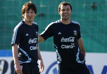 Ο Χαβιέ Ματσεράνο θέλει να πάρει ο Μέσι το «10» της Αργεντινής