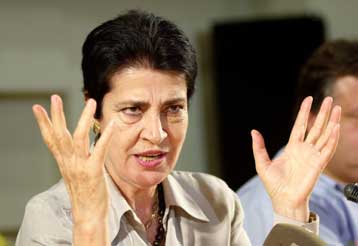 To Ίδρυμα της Βουλής βραβεύει την Ειρήνη Παππά