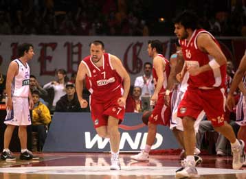 Ο Ολυμπιακός 2-0 τη Ρεάλ και πάει Βερολίνο μέσω Μαδρίτης, η Σιένα… 1-1 τον ΠΑΟ στο ΟΑΚΑ