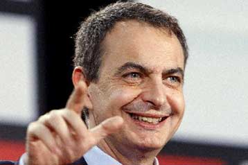 Υπάρχει περιθώριο για νέα μέτρα στήριξης της οικονομίας διαβεβαιώνει ο Θαπατέρο