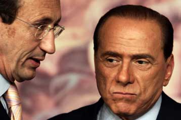 Ιδρύεται ο «Λαός της Ελευθερίας» μετά τη συμμαχία Μπερλουσκόνι – Φίνι