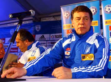 Οτο… στοπ στα λάθη και καθαρό μυαλό ζήτησε ο Ρεχάγκελ