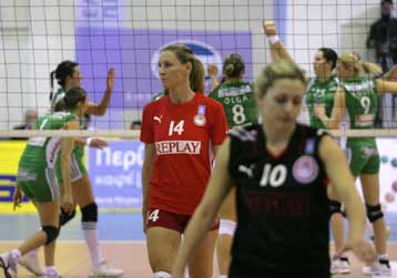 «Πράσινος» περίπατος στο «αιώνιο» ντέρμπι και πρόκριση στον τελικό του Κυπέλλου βόλεϊ