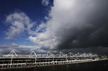 «Πρεμιέρα» διαδηλώσεων στο Λονδίνο για τη Σύνοδο της G20