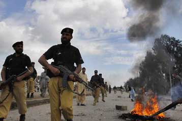 Αμερικανική προειδοποίηση στο Πακιστάν για «αποσύνδεση» από τους Ταλιμπάν