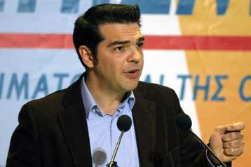 Υπονομεύεται ο κοινωνικός χαρακτήρας της ασφάλισης, λέει ο Αλέξης Τσίπρας