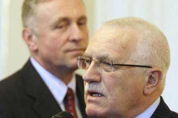 Σε πρόωρες εκλογές τον Οκτώβριο συμφωνούν πολιτικοί ηγέτες στην Τσεχία