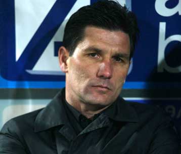 Στην Κύπρο ο Ουζουνίδης, «στοπ» στα σενάρια από τον Πηλαδάκη