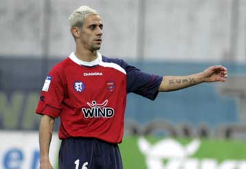 Πρόστιμο στον Εστογιανόφ, παραδέχθηκε τις επαφές ο Νιόπλιας