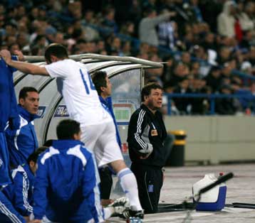 «Καλή η ισοπαλία, αλλά δεν μου άρεσαν κάποες στιγμές» τόνισε ο Ρεχάγκελ