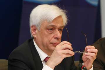 Περικοπές «έξτρα αμοιβών» για τους νεοεισερχόμενους από το 2010 δημοσίους υπαλλήλους