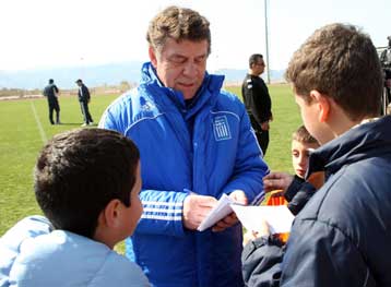 Όλοι στη διάθεση του Ρεχάγκελ για τον «τελικό» με το Ισραήλ