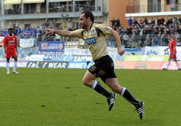 Ξάνα στην κορυφή με Σαϊτιώτη ο ΠΑΣ, νίκη για την Καβάλα