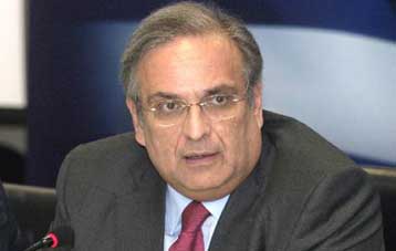 Δέσμη μέτρων για τις επιχειρήσεις ανακοίνωσε ο Γιάννης Παπαθανασίου