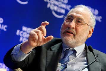 «Αποτυχημένο το οικονομικό σύστημα» υπογραμμίζει σε μήνυμά της η Επιτροπή Στίγκλιτς