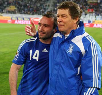 Ο Ρεχάγκελ εξήρε τον ανδρισμό των παικτών και οι διεθνείς την παρουσία των φιλάθλων